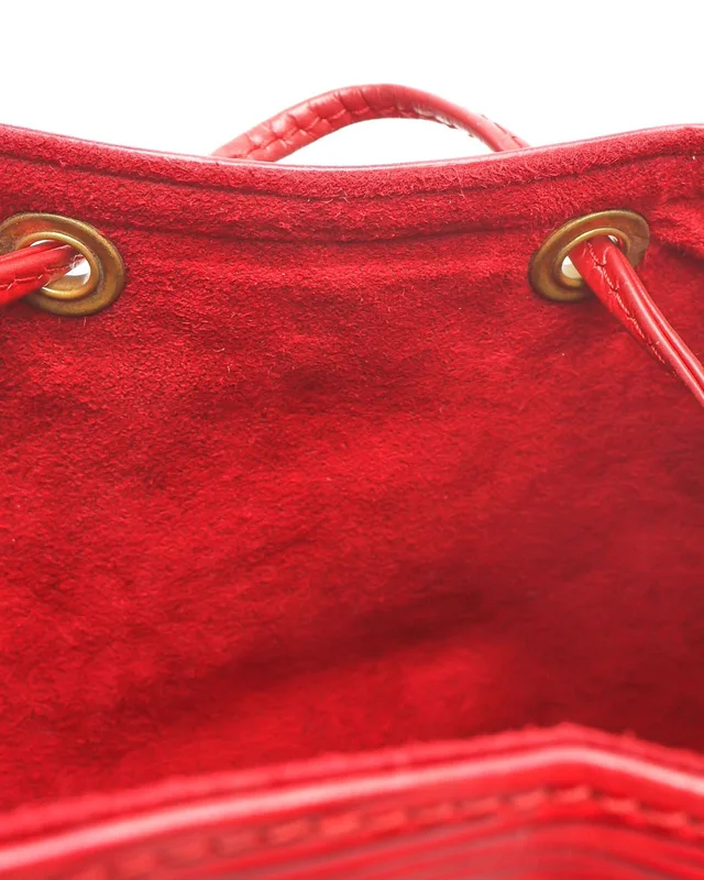 Louis Vuitton Epi Petit Noé Bag in Leather from A Retro Tale, photo 6 of 9