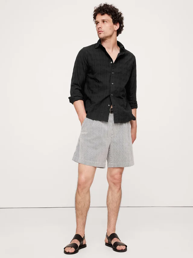 Standard-Fit Lightweight Textured Shirt in Black Texture Cotton, image 1 of 1 from Banana Republic (Canada)