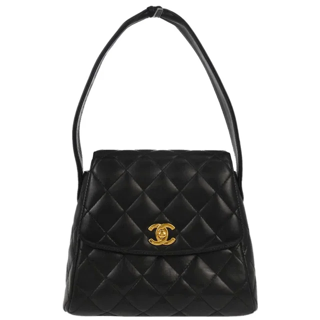 Chanel 1996-1997 Black Lambskin Handbag in Black Lambskin from AMORE Vintage Tokyo