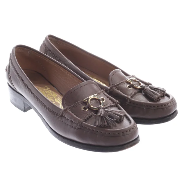 Ferragamo Loafers EUR 35 Braun from Buddy And Selly