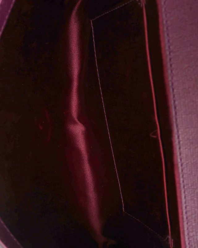 Saint Laurent Y Line Clutch Bag in Leather from A Retro Tale, photo 9 of 10