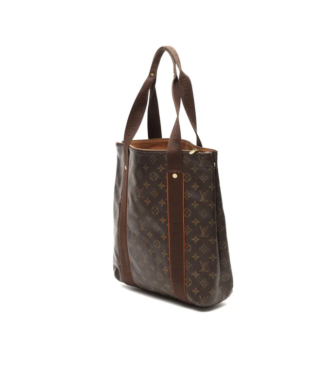 Louis Vuitton Monogram Beaubourg Tote Bag in Coated canvas from A Retro Tale, photo 5 of 13