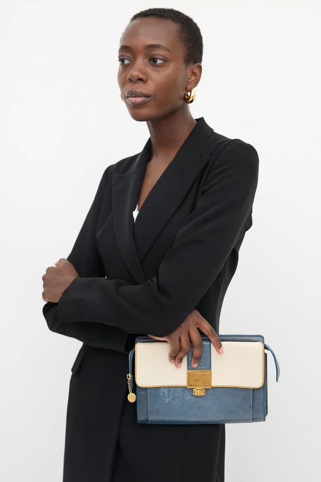 Balenciaga Leather Cherche Travel Clutch in Leather from VSP Consignment