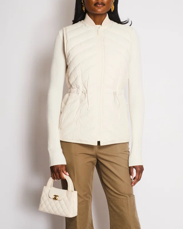 Hermès White Chevron Quilted Gilet with Logo Detail Size FR 34 (UK 6) in White from Sellier