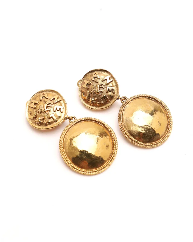 Chanel Vintage Clip-on Earrings in Silk from A Retro Tale, photo 3 of 4