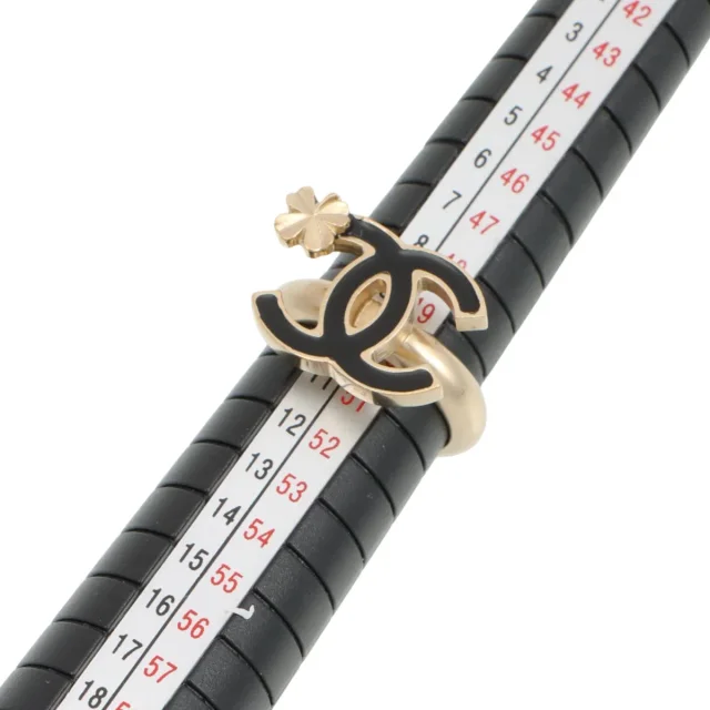 Chanel 2012 Clover CC Mark Ring #50 Gold/Black in Black from VINTAGE QOO TOKYO, photo 5 of 5
