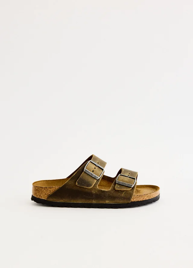 Birkenstock Arizona SFB Faded Khaki Oiled Leather Narrow in Beige from Incu, photo 1 of 1