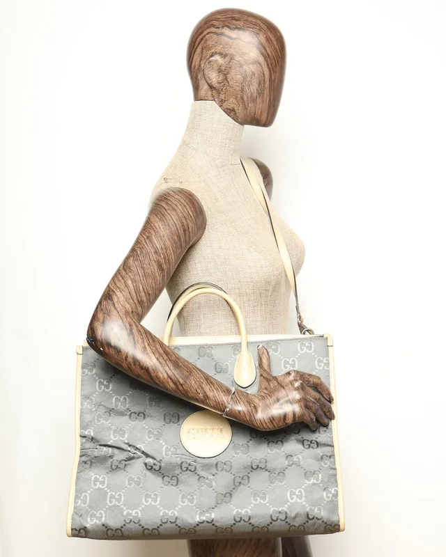 Gucci GG Off The Grid Tote Bag from A Retro Tale, photo 8 of 8