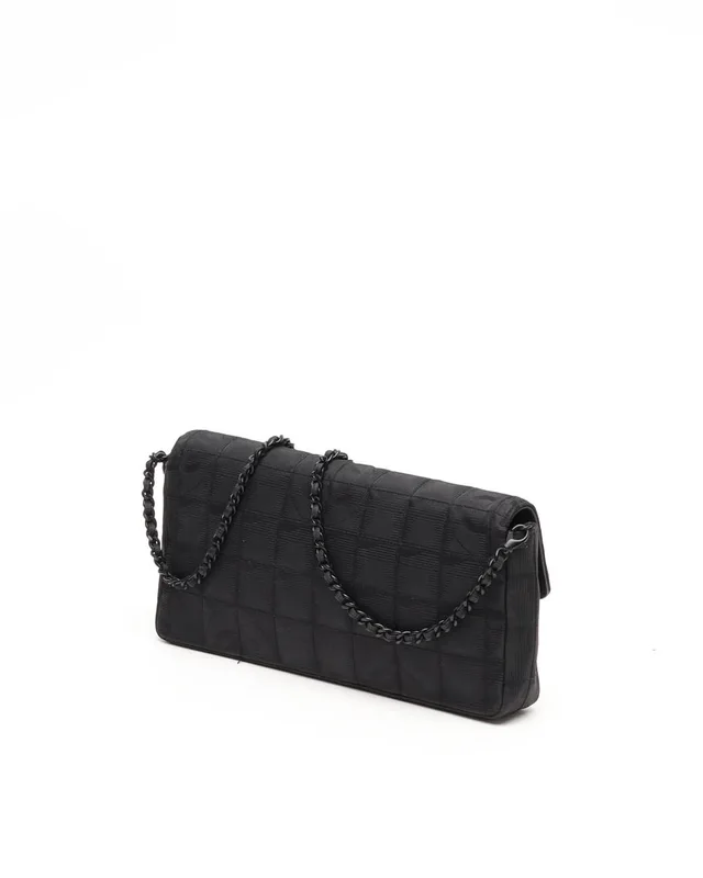 Chanel East West Chocolate Bar Bag in Brown Nylon from A Retro Tale, photo 3 of 15