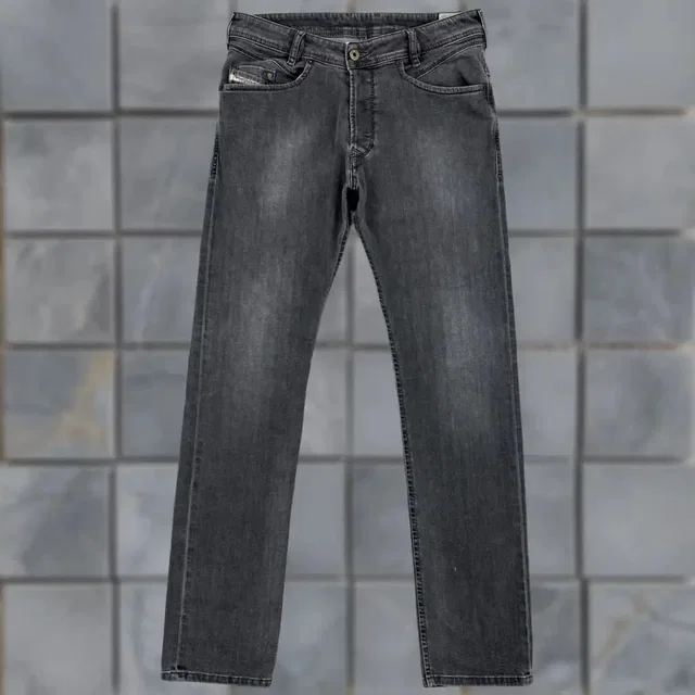 Diesel Jeans Mens 31x31 Gray Regular Slim Tapered Iakop in gray from Grailed