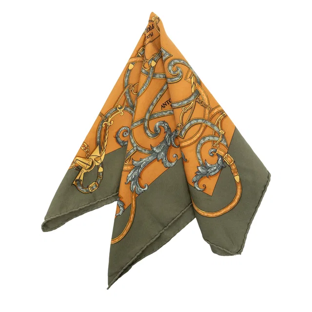Orange Hermès L Instruction Du Roy Silk Scarf 42 Scarves in Orange Silk from Designer Revival