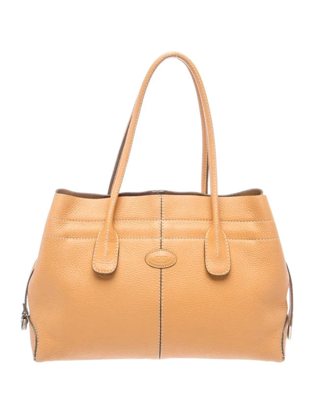 Tod's Leather Top Handle Bag in Leather from The RealReal