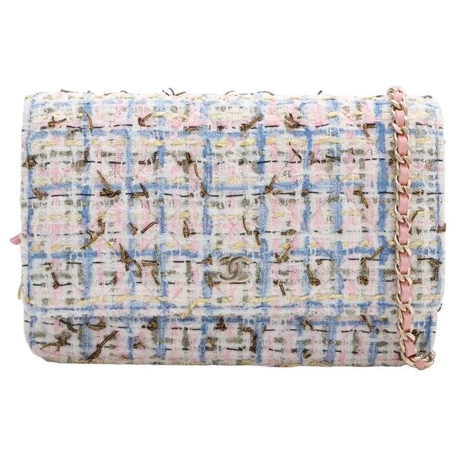 Chanel Tweed CC Mark Chain Wallet, White/Multi, circa 2018 in White Tweed from VINTAGE QOO TOKYO