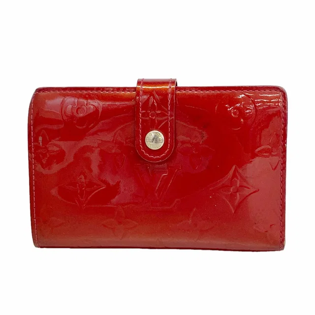 Louis Vuitton Wallet Vernis Portefeuille Viennois Pomme D'amour from The Reluxe