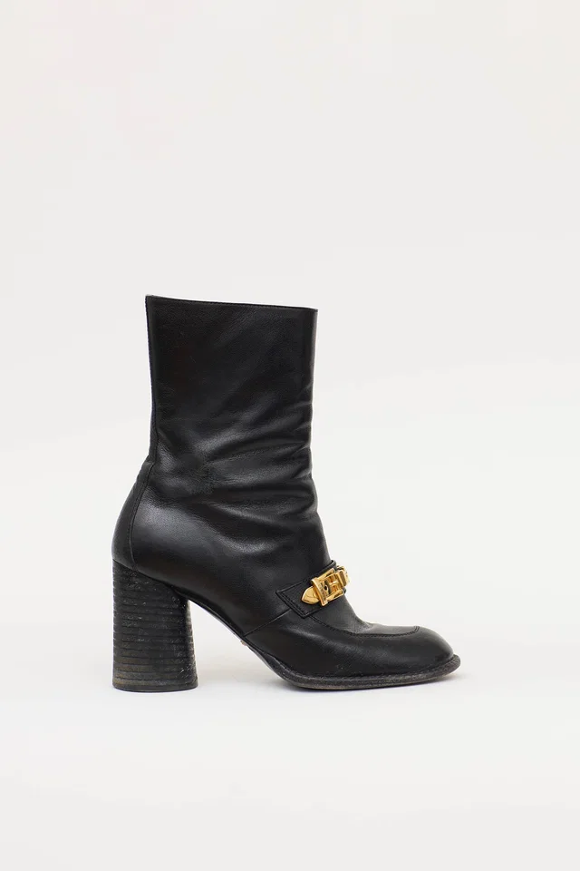 Gucci Chain Accent Boot in Leather from VSP Consignment