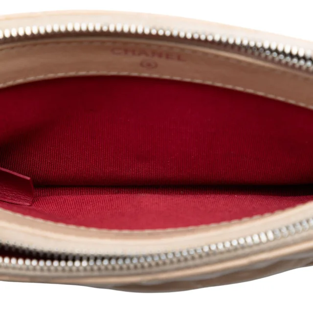 Beige Chanel Bicolor Aged Calfskin Gabrielle Double Zip Clutch with Chain Crossbody Bag in Beige Calfskin from Designer Revival, photo 4 of 8