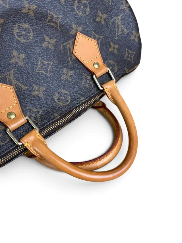 Louis Vuitton Vintage Monogram Canvas Speedy 30 in Coated canvas from Season 2 Consign, photo 6 of 10