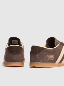 adidas Originals Low-top sneakers with lace-up fastening in 100% Cow, photo 5 of 6 from LUISAVIAROMA