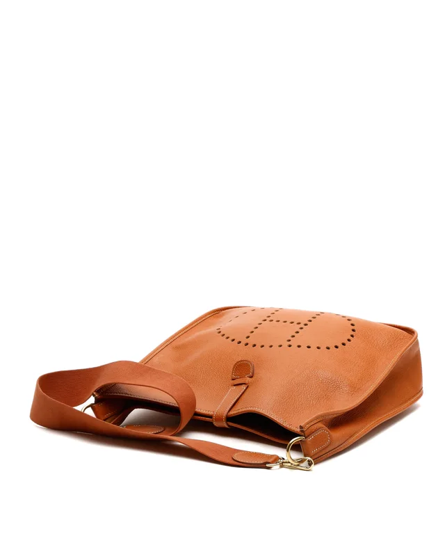 Hermès Fjord Evelyne GM Bag in Canvas from A Retro Tale, photo 4 of 9
