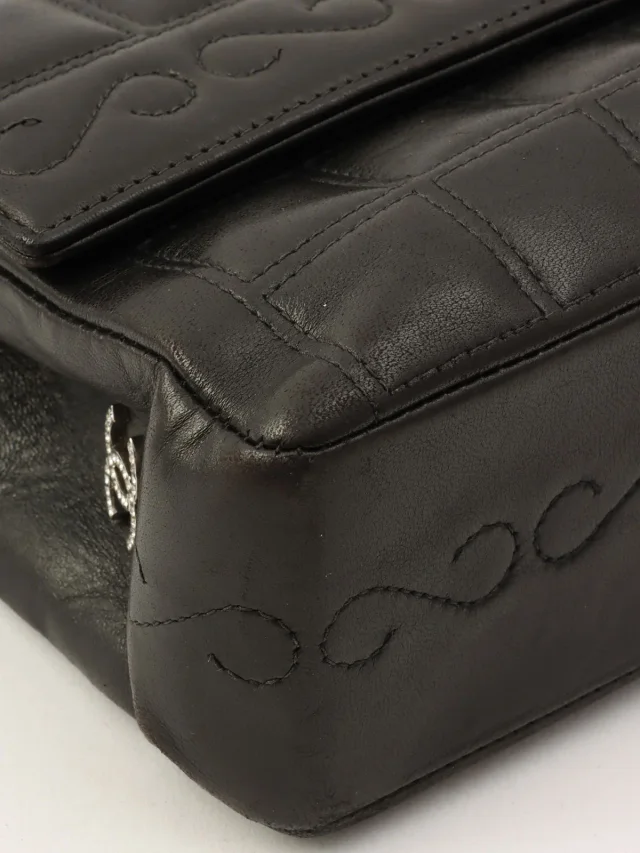 Chanel Around 2000 produced Chocolate Bar 2.55 CC Mark Chain Bag Black from VINTAGE QOO TOKYO, photo 9 of 17