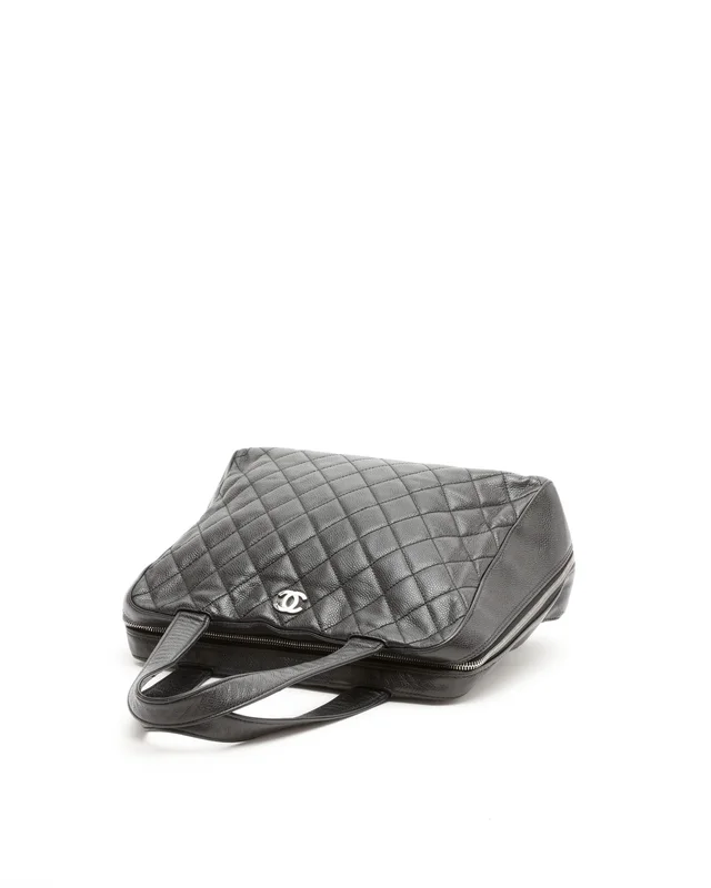 Chanel Vintage Caviar CC Zip Around Bowler Bag in Caviar leather from A Retro Tale, photo 5 of 11