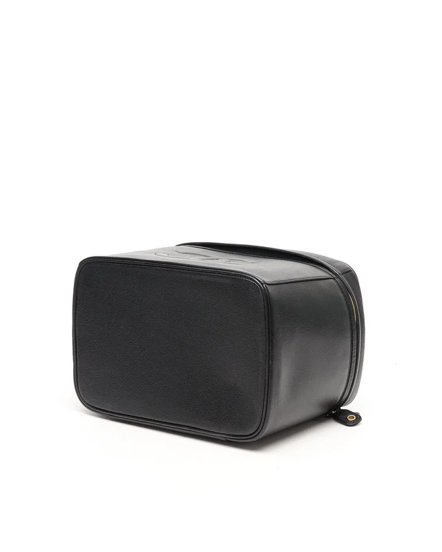 Chanel CC Caviar Vanity Bag in Caviar leather from A Retro Tale, photo 4 of 12