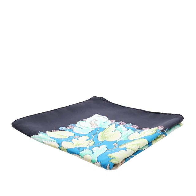 Black Hermès L Arbre de Soie Silk Scarf 90 Scarves in Black Silk from Designer Revival