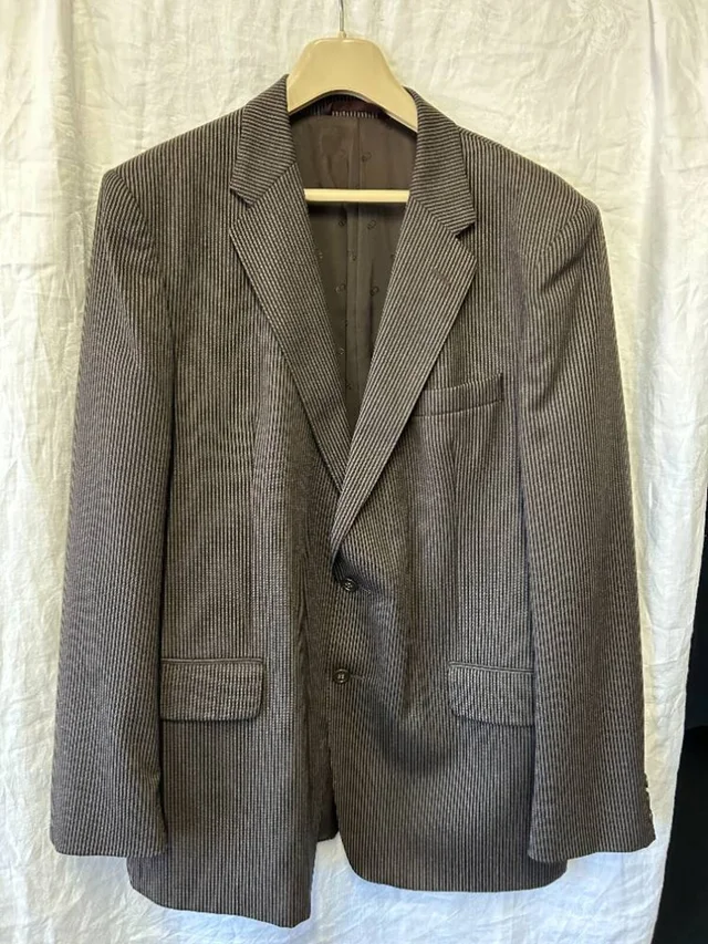 Dior blazer brown Size: 44" chest in Brown Wool from Oxfam Online Shop, photo 2 of 8