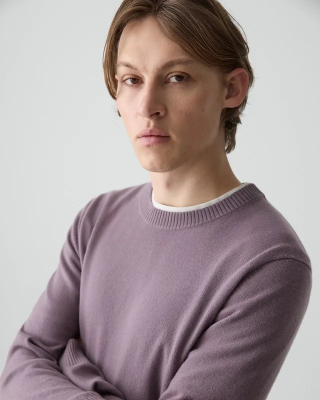 Theory Hilles Crewneck Sweater in Cashmere, photo 5 of 6 from Theory