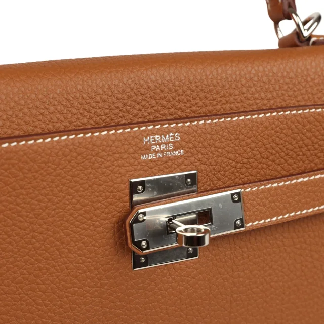 Hermès Kelly Retourne 32 Gold Togo Palladium Hardware in Gold Togo leather from Madison Avenue Couture, photo 7 of 9