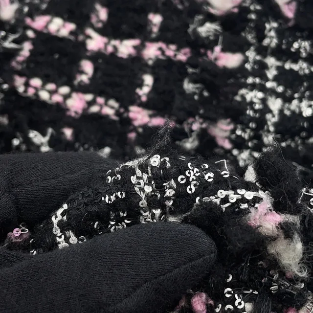 Chanel CHANEL22 ChainShoulder Bag Black/Pink/WhiteAS3260 Tweed Leather Size Small in Black Tweed from GALLERY RARE, photo 5 of 6
