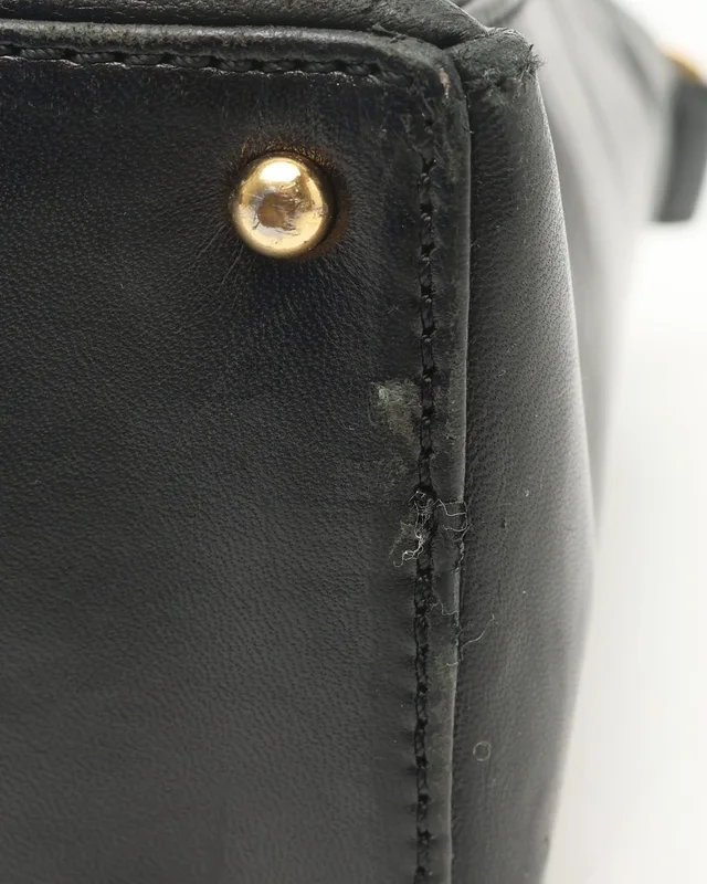 Chanel CC Hobo Bag in Leather from A Retro Tale, photo 6 of 10