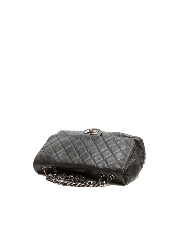 Chanel 2.55 Reissue Single Flap Bag in Leather from A Retro Tale, photo 4 of 10
