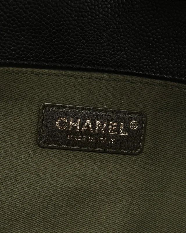Chanel Caviar Medium Boy Bag in Caviar leather from A Retro Tale, photo 7 of 8