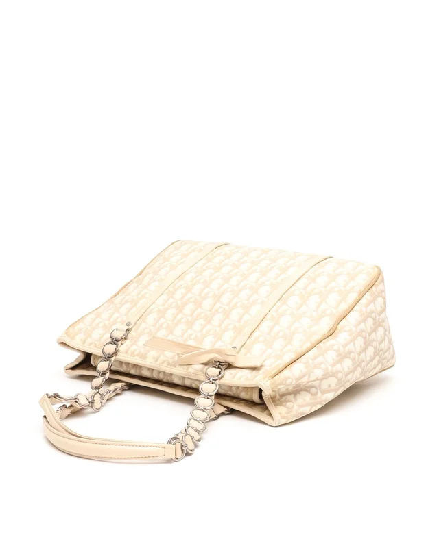 Dior Trotter Romantique Bag in Canvas from A Retro Tale, photo 4 of 9