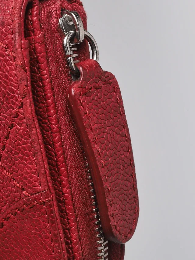 Chanel Light Bordeaux Diamond Stitched Distressed Leather Outdoor Ligne Long Wallet in Burgundy Leather from Yoogis, photo 6 of 14