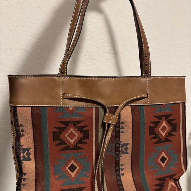 Judith Leiber Women's Tote bags - Brown/Multi in multicolor|brown|red from Depop, photo 2 of 3