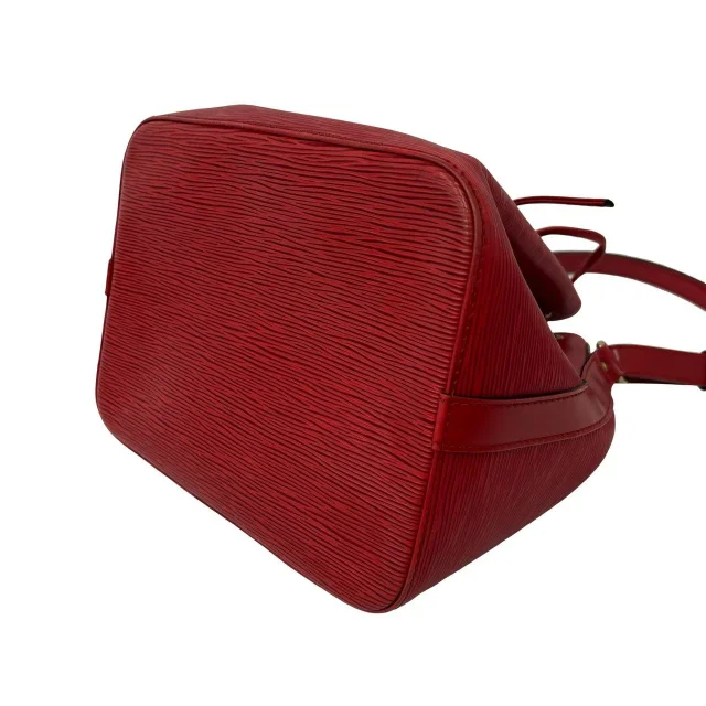 Louis Vuitton Petit Noe Epi Leather Shoulder Bag in Red Leather from LuxUness, photo 8 of 9