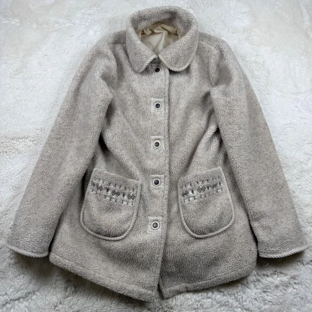 Tudor Women's Sherpa - Cream/Tan in brown|neutral from Depop