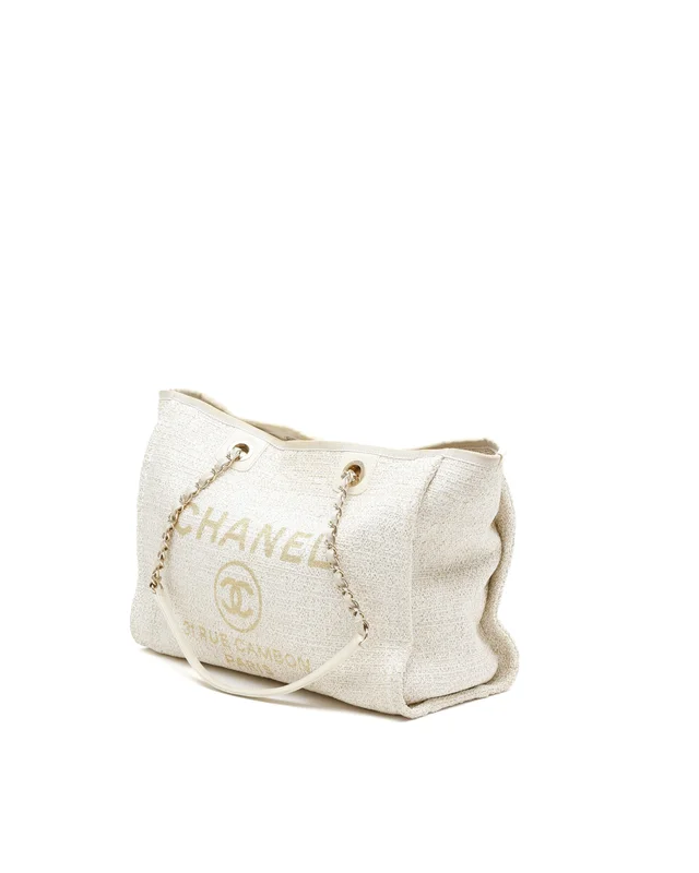 Chanel Deauville MM Tote Bag in Woven leather from A Retro Tale, photo 2 of 11