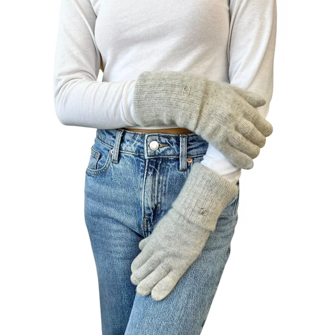 Chanel Vintage CC Mark Logo Cashmere Knit Gloves Accessory Gray Silver in Grey Cashmere from Luxury Promise