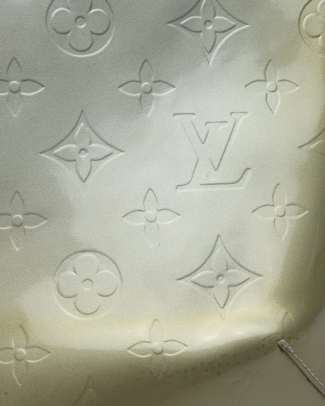 Louis Vuitton Vernis Thompson Street Messenger Bag in Leather from A Retro Tale, photo 7 of 10