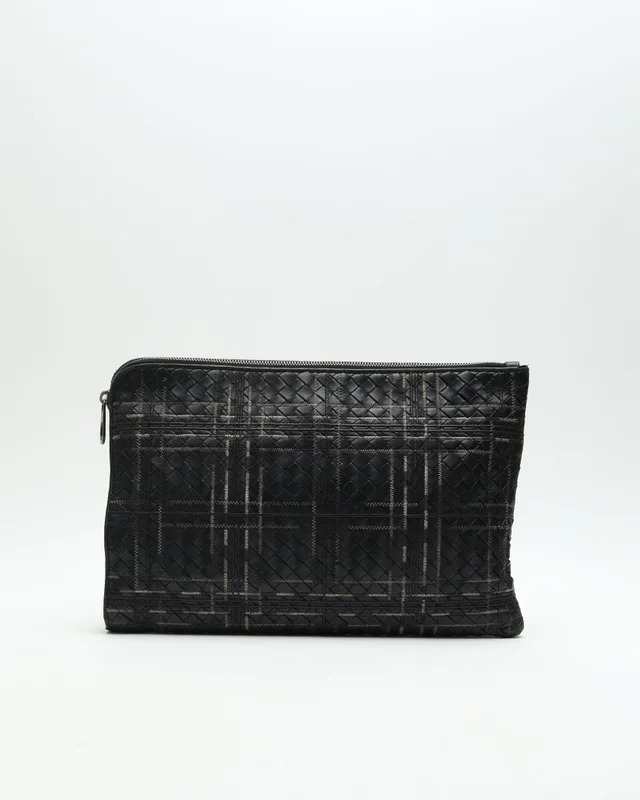 Bottega Veneta Intrecciato Leather Folder in Woven leather from A Retro Tale, photo 2 of 11