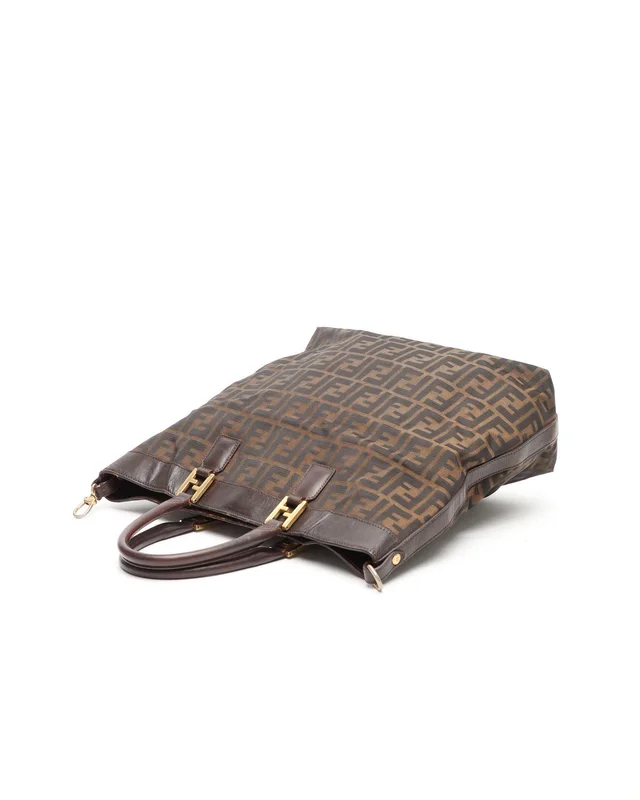 Fendi Zucca Tote Bag in Canvas from A Retro Tale, photo 4 of 9