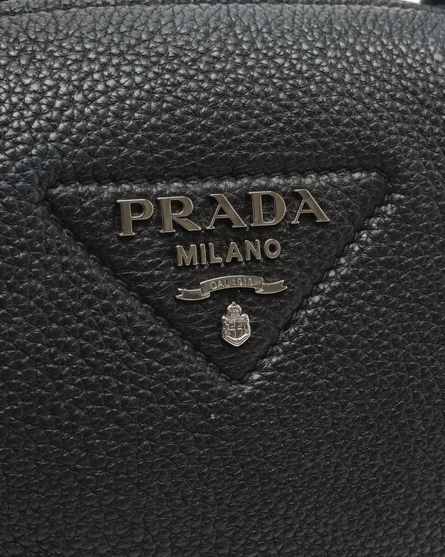 Prada Medium Vitello Daino Soft Zippered Bag in Leather from A Retro Tale, photo 7 of 9