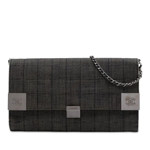 Gray Chanel CC Chocolate Bar Denim Flap Shoulder Bag in Brown Denim from Designer Revival