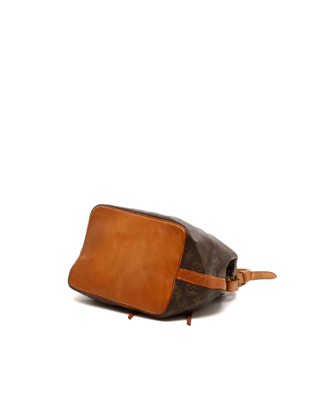 Louis Vuitton Monogram Petit Noé Bag in Coated canvas from A Retro Tale, photo 5 of 11