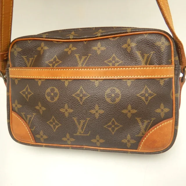 Louis Vuitton Trocadero Monogram Shoulder Bag in Brown Canvas from LuxUness, photo 7 of 8