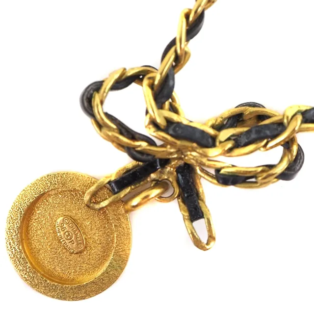 Chanel Coin Ribbon Necklace in Gold Gold-plated metal from LuxUness, photo 4 of 10