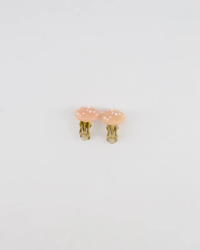 Chanel Vintage Blush Pink Round Clip On Earrings with Pearl Embellishments and CC Logo Details in Pink from Sellier, photo 5 of 7